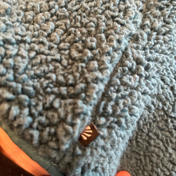 Woman’s Fuzzy Jacket - Picture 3 of 3